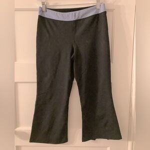 Lululemon high waist wide leg crop leggings, size 4, Y2K vintage